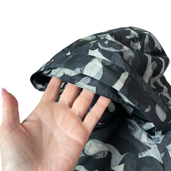 Nike Small T/F Windrunner Jacket Hooded Full Zip Thin Black Camo Pockets - Picture 14 of 14